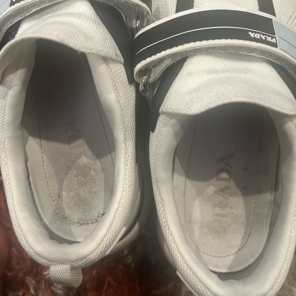 Prada Cloudburst - Picture 4 of 5